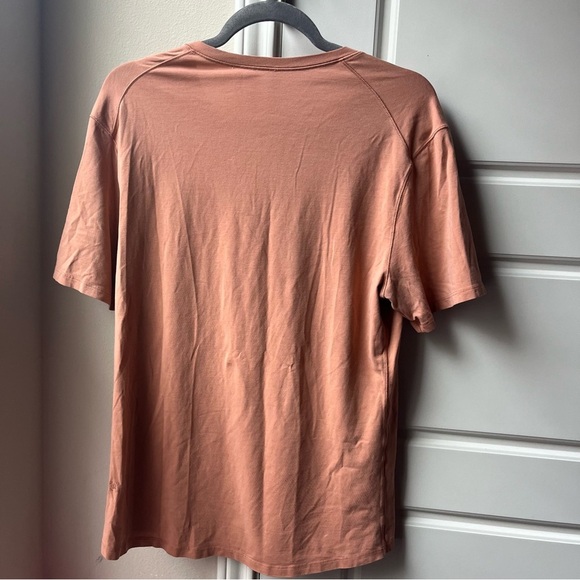 Lululemon 5 Year Basic Short Sleeve Henley in Sedona Sunset - Picture 3 of 4